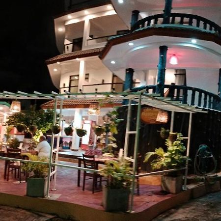 La Capannina Hotel Patong Luaran gambar