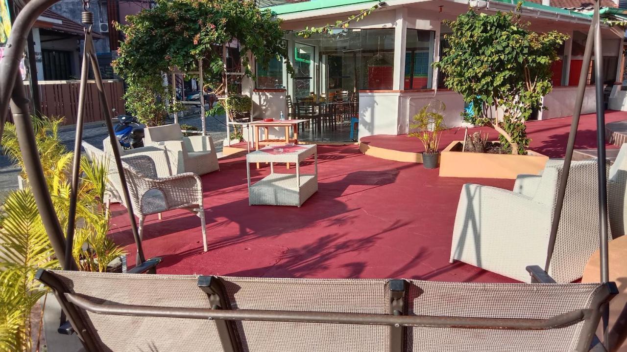 La Capannina Hotel Patong Luaran gambar