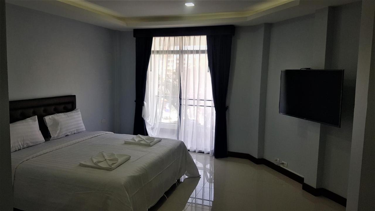 La Capannina Hotel Patong Luaran gambar